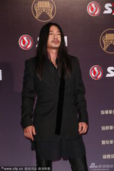 组图：家家红发争最佳 乱弹阿翔淡定力挺