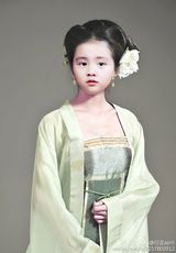 组图：多多超美古装PS 化身若曦挞拔玉儿新感觉