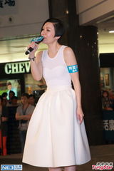 组图：田蕊妮发新碟 挺老公杜汶泽有艺德