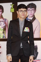 组图：方大同助阵春浪音乐节自称喜欢户外秀