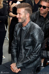 组图：贝克汉姆时装周演绎皮衣诱惑 群模簇拥