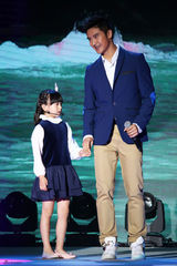 组图：《爸爸》《歌手》访台 张宇韩磊飙歌