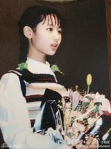 组图：众星晒童年萌照庆儿童节 自幼星范儿足