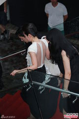 组图：《变4》香港首映 李冰冰透明纱裙秀大腿