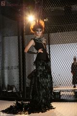 高清图：梁咏琪彭于晏等出席IZZUE秋冬服装发布会