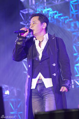 组图：三十首金曲回顾 王杰北京演唱会落幕