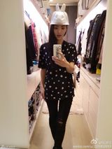 组图：曹格老婆吴速玲私照曝光 时尚辣妈