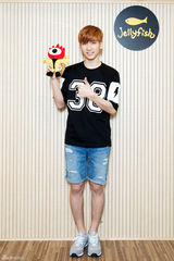 组图：对话韩团VIXX 喜欢周杰伦林俊杰