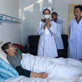 组图：李亚鹏嫣然西藏公益行发烧40度吸氧住院