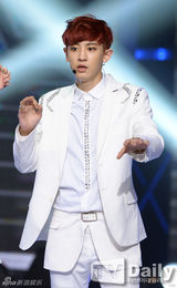 组图：世界杯开赛在即 EXO-K等为韩国国足加油