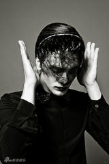 组图：多兰不哭！25岁天才帅哥导演闪耀戛纳