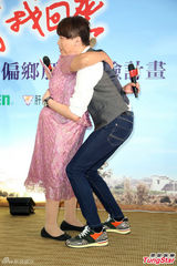 组图：陶喆追赶周杰伦脚步 透露想快点结婚当爹