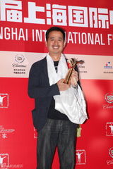 组图：上影节希腊影片获最佳 黄海波新片得奖