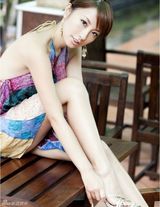 组图：泳装模特山本梓性感比基尼爆乳秀蛮腰