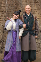 组图：练束梅黄志忠《皮五》曝花絮温馨搞笑