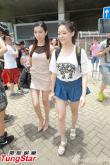 组图：逾六十女生参加港姐复试