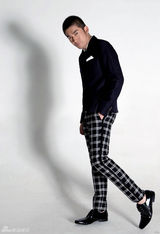 组图：张博时尚轻熟男写真 展现真我风采