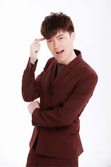 组图：张萌龚蓓苾《我的婚姻谁做主》曝定妆照