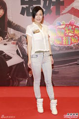 组图：《忠奸人》郭晋安田蕊妮宣传 女星刘思希短裙洩春光