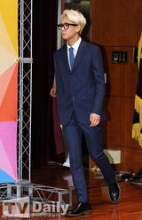 组图：韩星徐仁国VIXX任韩博览会宣传大使