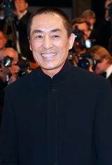 组图：《归来》戛纳首映 巩俐气场强大如女王