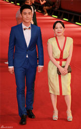 组图：上海电影节众星云集 国立明星大气亮相