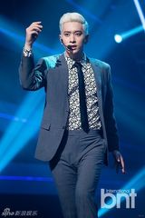 组图：Super Junior回归再夺冠 T-ara等女团性感大对决