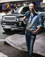 组图：黄海波酷车大片出炉 尽显野性奔放