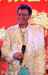 幻灯图：《财神到》发预告片 温拿五虎成员再相聚