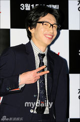 组图：奉太奎等出席新片《青春groove》首映