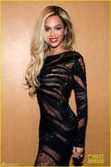 组图：碧昂斯全身透视舞姿性感曲线妖娆