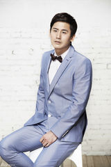 组图：于晓光时尚写真绅士型男气质尽显