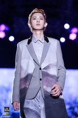 策划：金宇彬李钟硕等长腿偶吧的麻豆前世