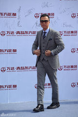 组图：莱昂纳多梁朝伟赵薇等齐聚青岛