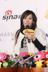 幻灯图集：2009新浪网络盛典 群星闪耀喜气盈盈