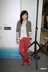 组图：林忆莲否认收入过亿 即将展开亚洲巡唱