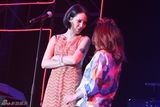 组图：蔡健雅杨乃文徐佳莹开唱 演绎三色浪漫