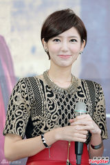 组图：Dream Girls性感站台 小宇宙大跳求爱舞