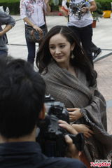 组图：刘恺威笑称愿为杨幂买单 父母极度肯定准媳妇