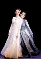 组图：田沁鑫《青蛇》袁泉秦海璐唯美剧照曝光