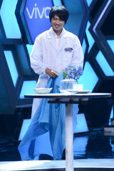 组图：郭敬明录快本临时换位 仍然遭遇“韩寒”