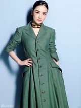 组图：孙宁拍摩登时尚大片 性感演绎女王范儿