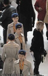 策划：制服诱惑！女星扮空姐护士宅男喷血