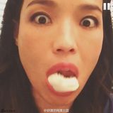 组图：吃货根本停不下来！舒淇搞怪进食照曝光