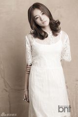 组图：《亿万继承人》阚清子韩国拍写真