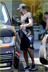 组图：贝克汉姆健身归来 完美身材散发荷尔蒙