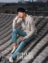 组图：陈晓东北京皇城拍大片 获母赞称衣服架子