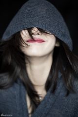 组图：王智曝生日写真 恬淡静美不忘初心