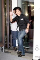 高清组图：阿牛抵押房子拍电影 李心洁梁静茹支持