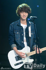 组图：众星劲歌热舞齐斗艳 BEAST夺冠超淡定